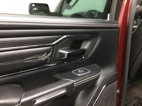 Used 2022 RAM 1500 Limited w/ Body Color Bumper Group AWD/4WD image 14