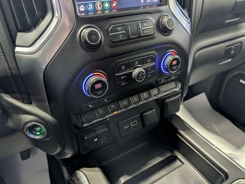 Used 2019 Chevrolet Silverado 1500 RST w/ True North Edition AWD/4WD image 28
