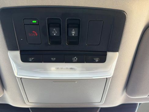 Certified 2023 Nissan Pathfinder Platinum w/ Black Appearance Package AWD/4WD image 26