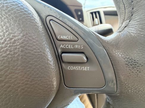 Used 2009 INFINITI G37 Convertible w/ Premium Pkg RWD image 9