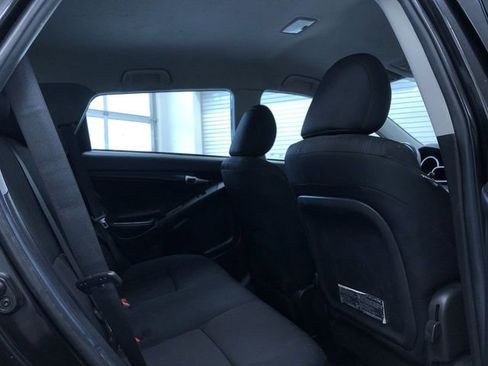Used 2013 Toyota Matrix S FWD image 20