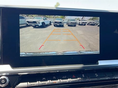 New 2025 GMC Sierra 1500 Elevation image 18