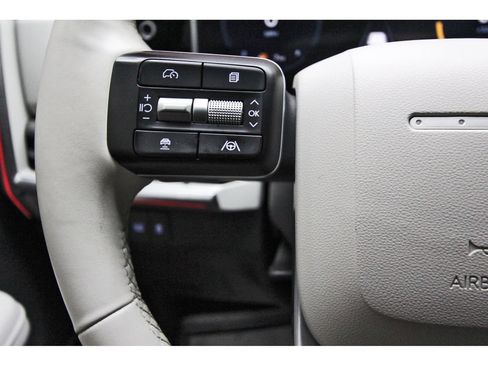 Used 2025 Hyundai Santa Fe Limited FWD image 15