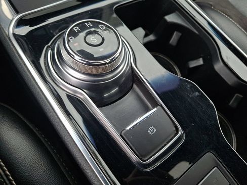 Used 2020 Ford Edge ST w/ Equipment Group 401A AWD/4WD image 25
