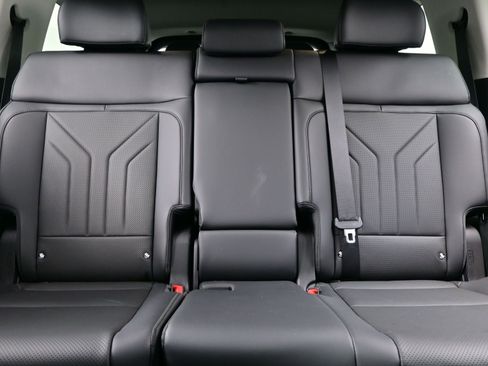 Used 2025 Hyundai Santa Fe XRT image 15