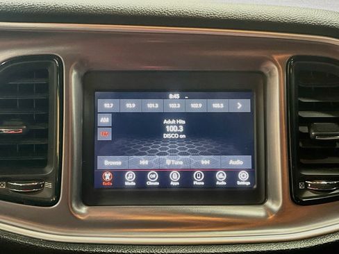 Used 2019 Dodge Challenger R/T RWD image 14