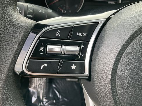 Used 2024 Kia Forte LXS FWD image 23