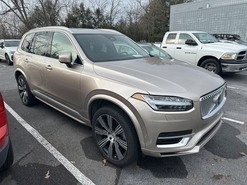 Used 2025 Volvo XC90 T8 Plus w/ Protection Package Premier image 8