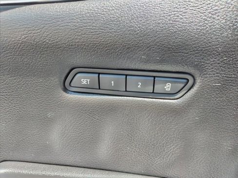 Used 2021 Cadillac XT5 Premium Luxury image 35