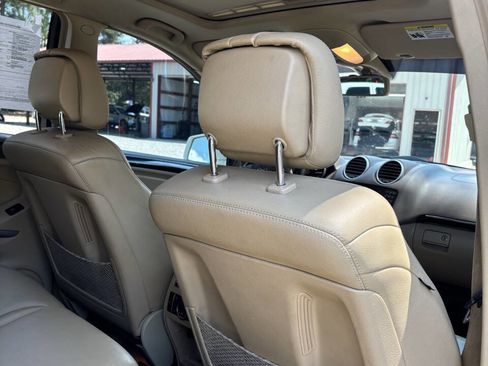 Used 2011 Mercedes-Benz GL 320 BlueTEC 4MATIC image 24