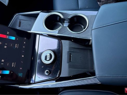 New 2025 Cadillac Escalade IQ Luxury 2 AWD/4WD image 14