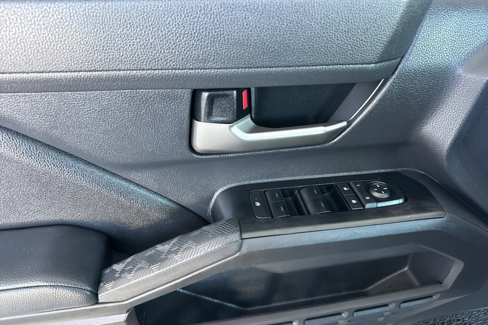 Certified 2025 Toyota Tacoma TRD Sport AWD/4WD image 10