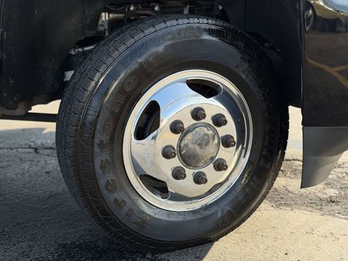 Used 2019 Chevrolet Silverado 3500 High Country w/ Duramax Plus Package image 12