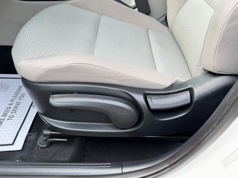 Used 2022 Kia Soul LX w/ Technology Package FWD image 15