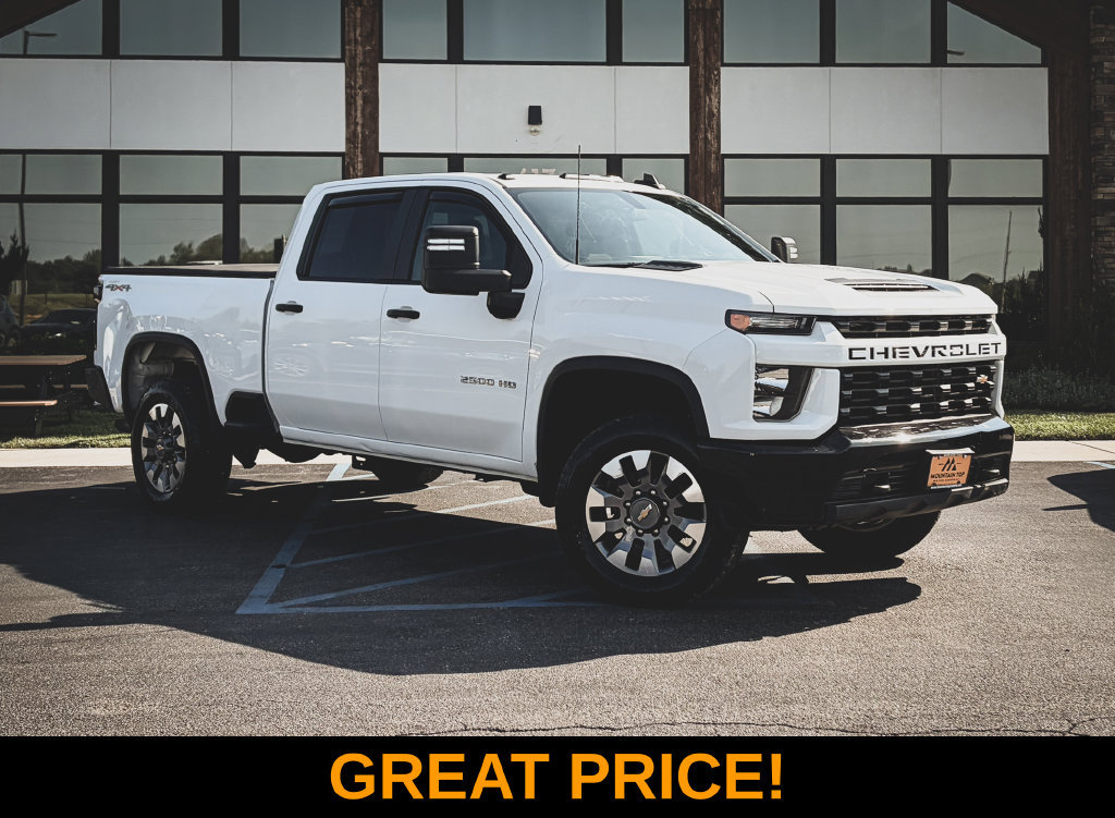 Used 2022 Chevrolet Silverado 2500 Custom w/ Custom Convenience Package AWD/4WD image 1