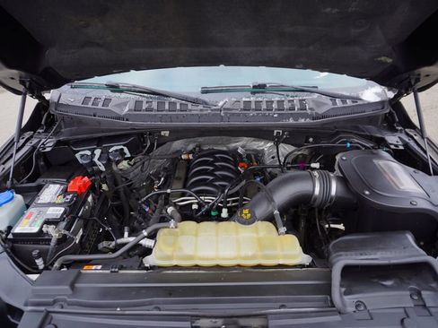 Used 2019 Ford F150 XLT image 14