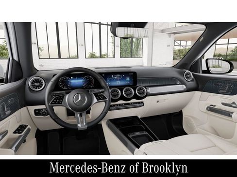 Certified 2026 Mercedes-Benz GLB 250 4MATIC image 5