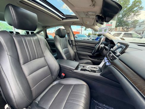 Used 2022 Honda Accord EX-L image 22