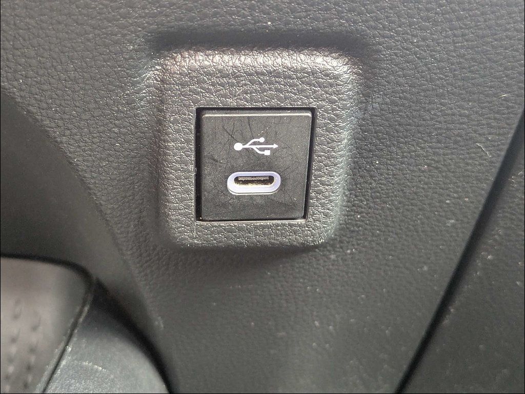 Used 2023 Toyota Corolla LE FWD image 21