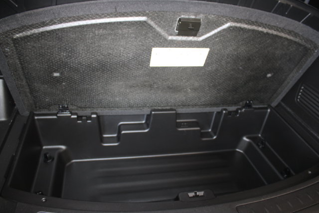 Used 2021 Buick Enclave Avenir w/ Avenir Technology Package AWD/4WD image 47