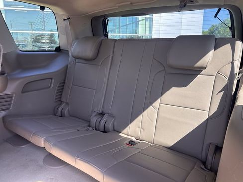 Used 2016 Chevrolet Tahoe LTZ AWD/4WD image 16