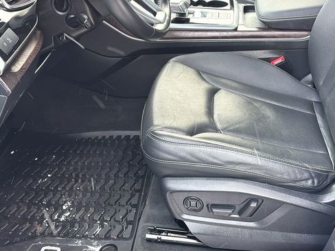 Used 2020 Audi Q8 Premium Plus w/ Premium Plus Package image 25