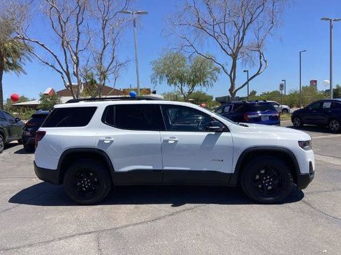 Used 2023 GMC Acadia AT4 w/ Technology Package AWD/4WD image 2