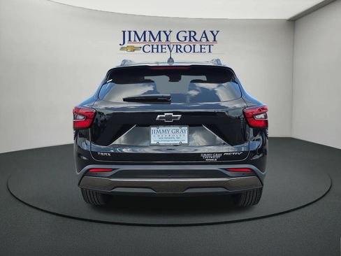 New 2026 Chevrolet Trax ACTIV w/ Driver Confidence Package FWD image 4