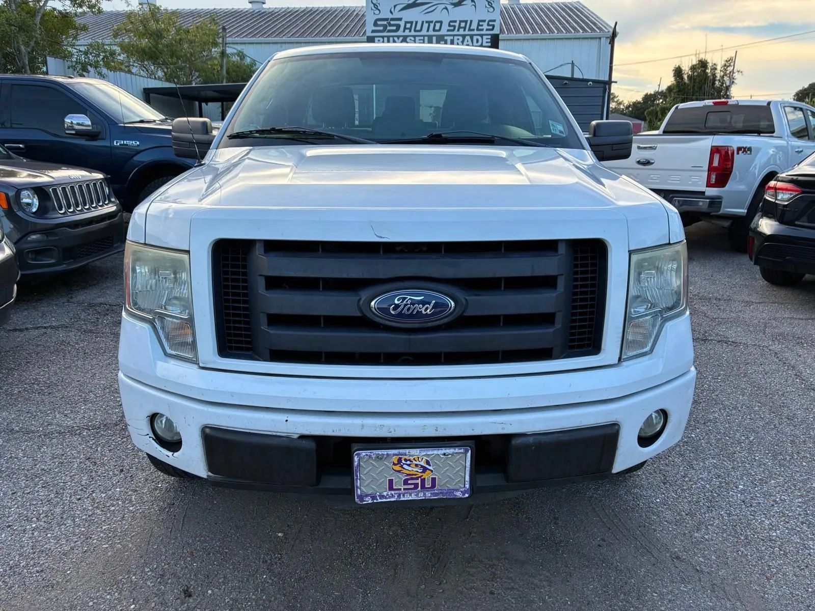 Used 2012 Ford F150 STX w/ STX Decor Pkg RWD image 3