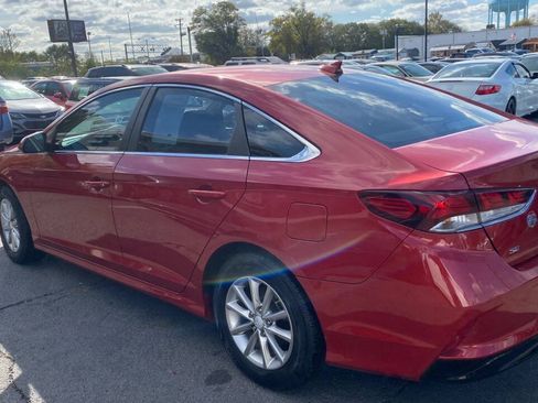 Used 2018 Hyundai Sonata SE FWD image 12