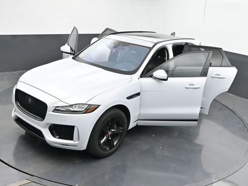 Used 2020 Jaguar F-PACE Checkered Flag image 59