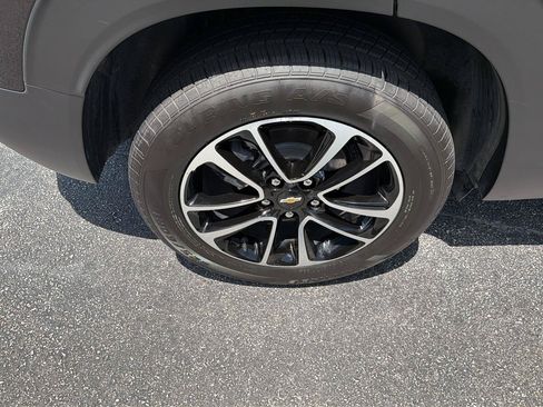 Certified 2025 Chevrolet TrailBlazer LT FWD image 36