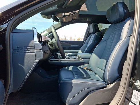 Certified 2025 Cadillac Escalade IQ Luxury 2 image 13