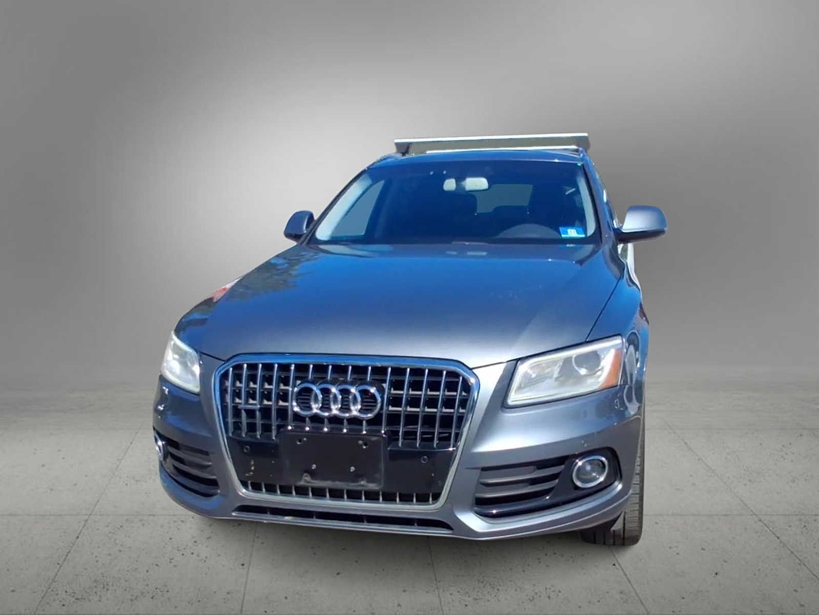 Used 2017 Audi Q5 2.0T Premium Plus w/ Technology Package AWD/4WD image 3