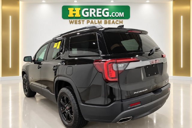 Used 2023 GMC Acadia AT4 w/ Technology Package AWD/4WD image 2