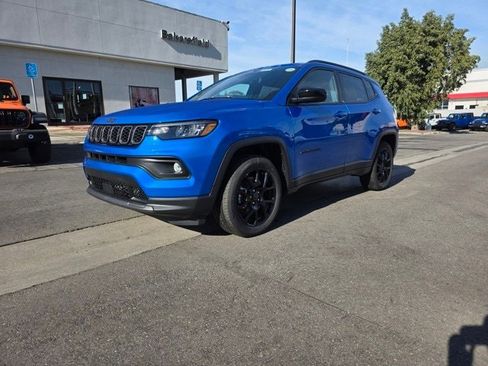 New 2026 Jeep Compass Latitude image 3