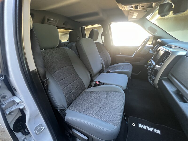 Used 2016 RAM 1500 Big Horn RWD image 24