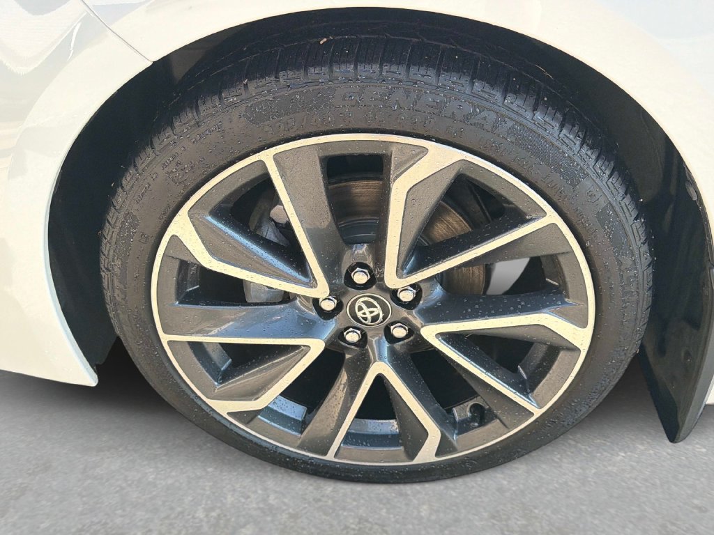 Used 2020 Toyota Corolla SE FWD image 12