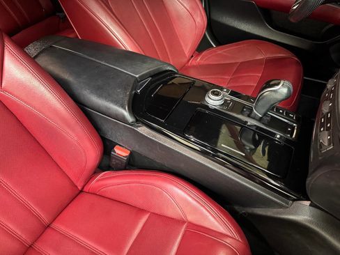 Used 2018 Maserati Ghibli S GranSport image 28