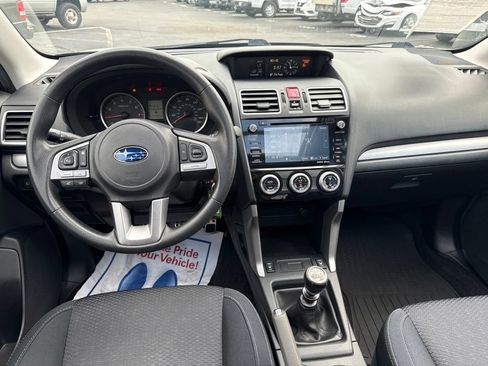 Used 2017 Subaru Forester 2.5i Premium AWD/4WD image 14