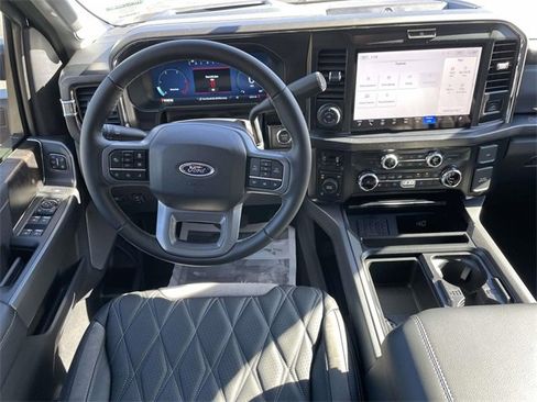 New 2026 Ford F250 Lariat w/ Black Appearance Package image 9