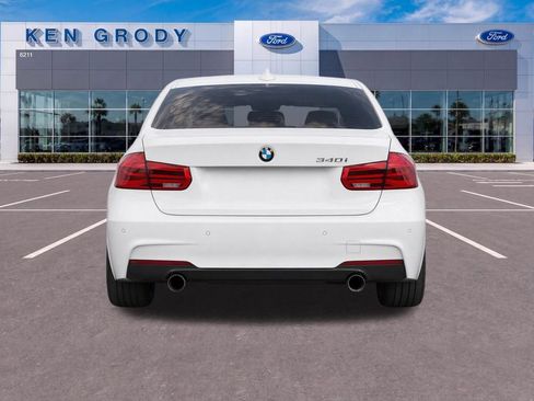Used 2016 BMW 340i Sedan RWD image 8