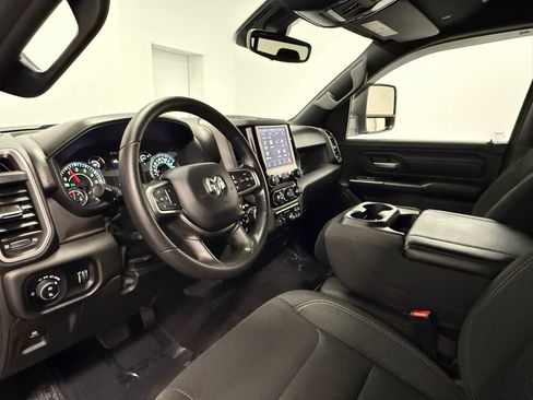 Used 2025 RAM 1500 Tradesman w/ Night Edition image 15