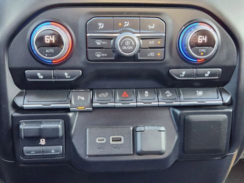 Used 2021 Chevrolet Silverado 3500 LT w/ Convenience Package AWD/4WD image 16