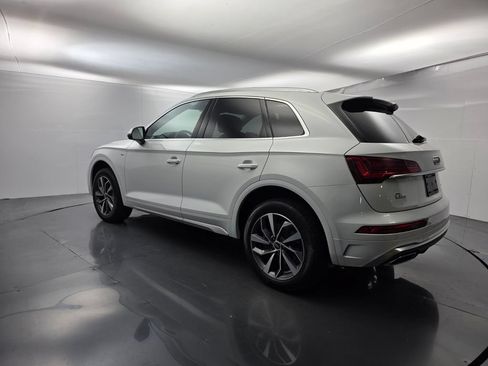 Used 2023 Audi Q5 2.0T Premium Plus w/ Premium Plus Package AWD/4WD image 6