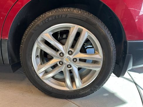 Used 2018 Chevrolet Equinox Premier AWD/4WD image 25