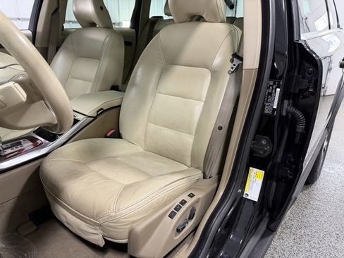 Used 2012 Volvo XC70 T6 image 22