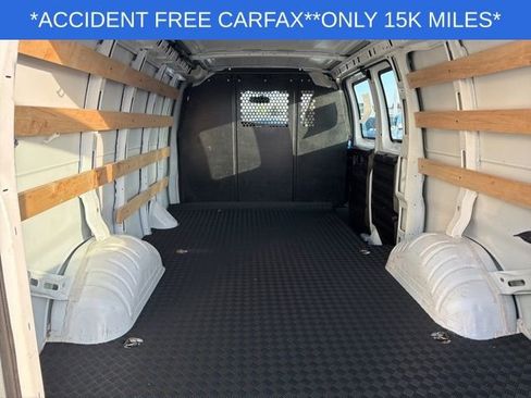 Used 2024 Chevrolet Express 2500 Work Van image 22