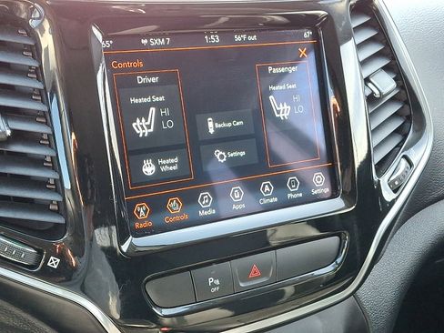 Certified 2019 Jeep Cherokee Limited image 18