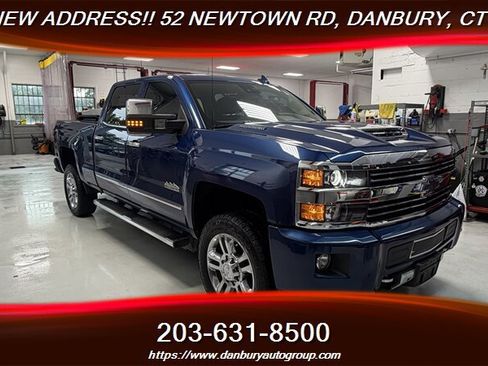 Used 2018 Chevrolet Silverado 3500 High Country w/ Duramax Plus Package AWD/4WD image 7